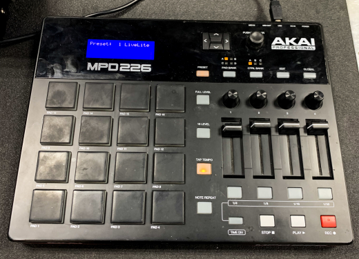 Gear Hunter | Akai - MPD226